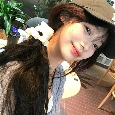 送报女孩